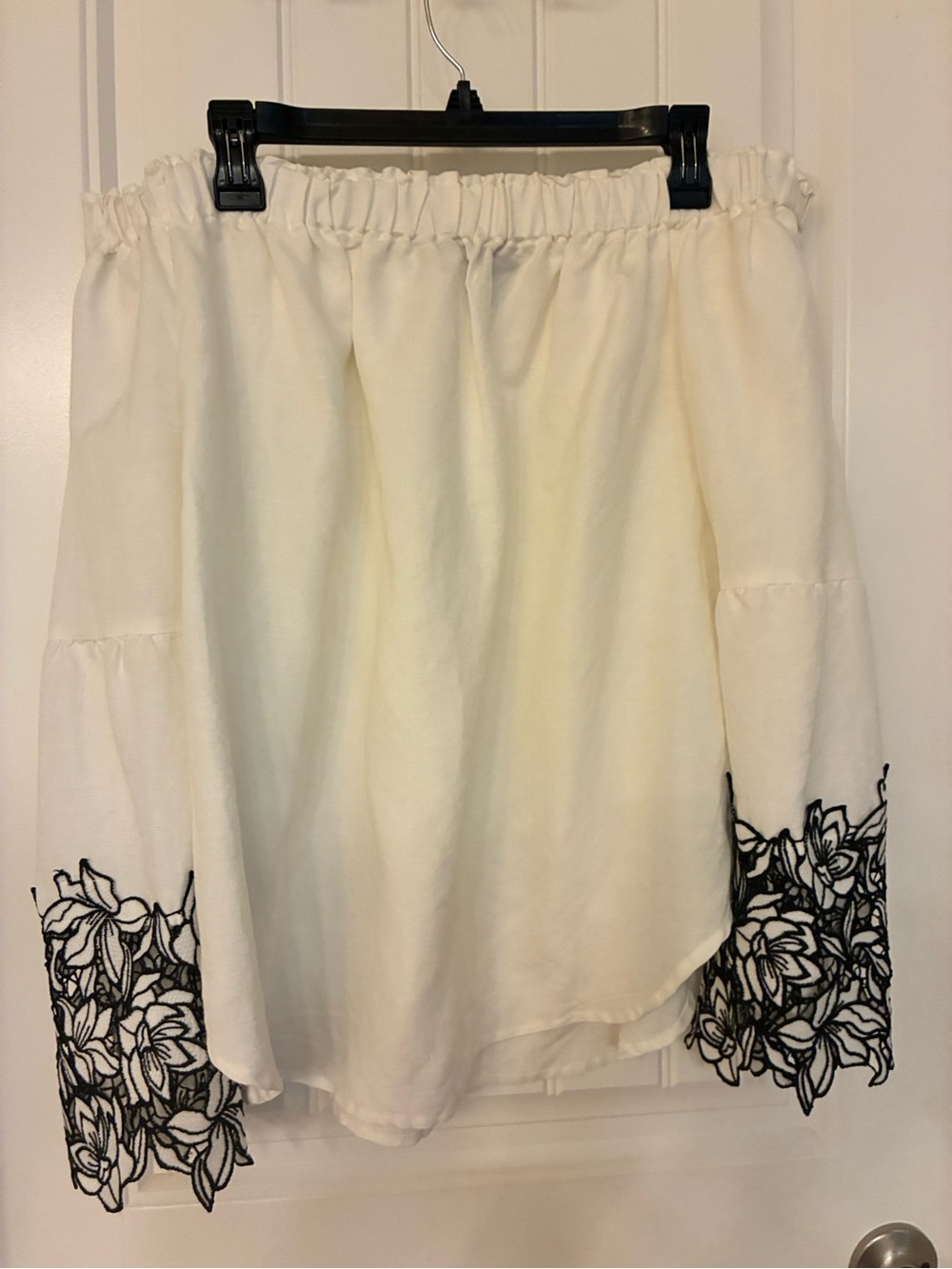 Karen Kane white Off-shoulder Top with Black Floral Embroidery